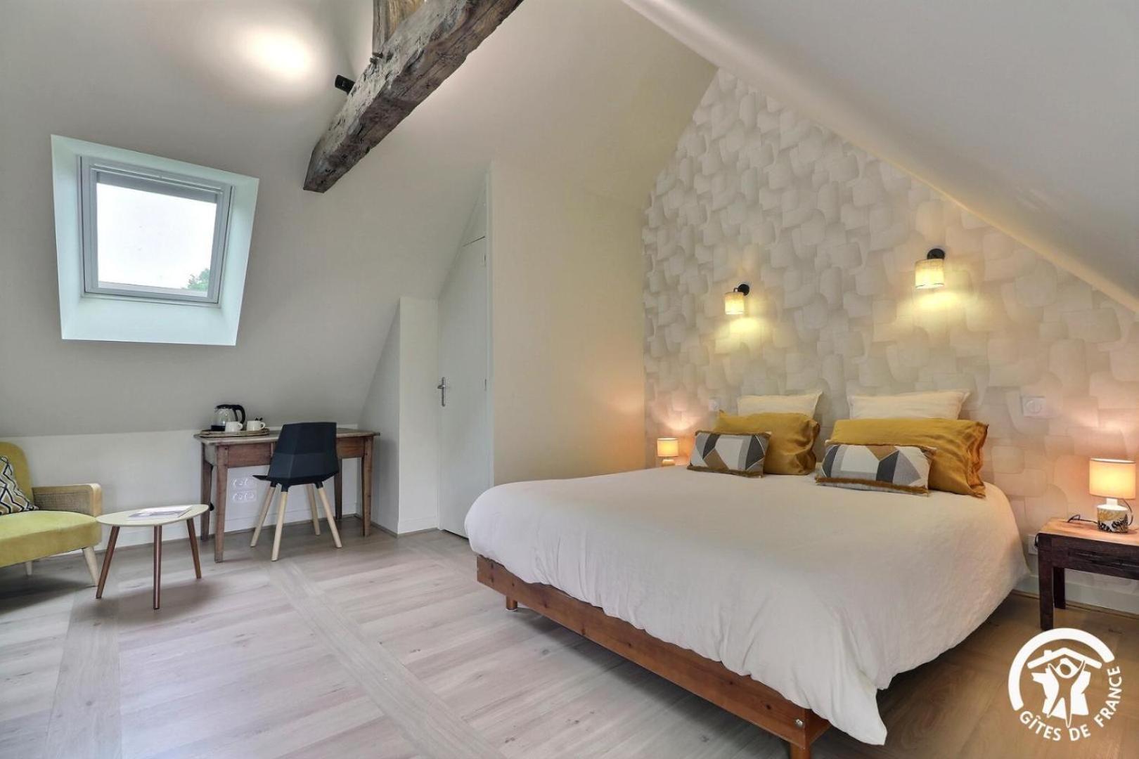 Le Jardin De Quercus Bed & Breakfast Bazouges-la-Perouse Bagian luar foto